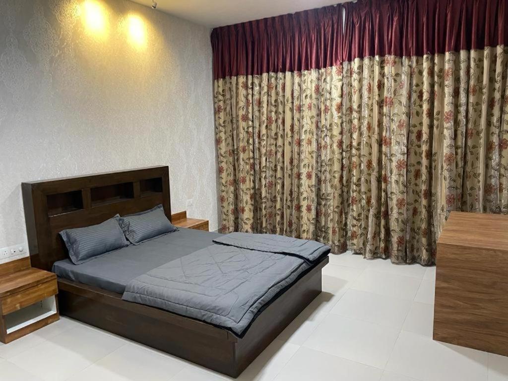 Royal Nest Premium Hotel Mundhwa Ngoại thất bức ảnh