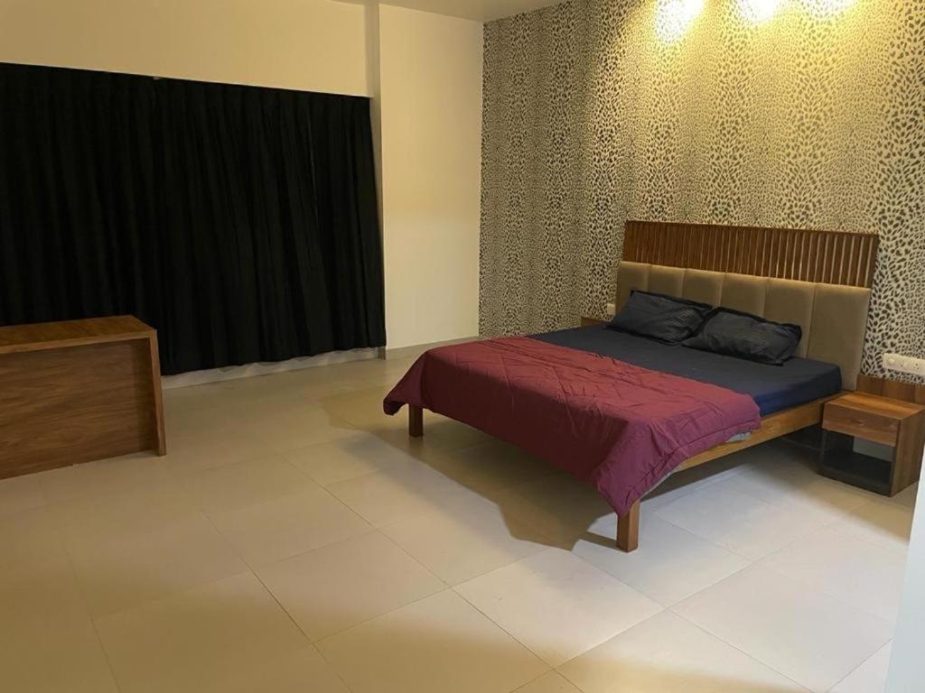 Royal Nest Premium Hotel Mundhwa Ngoại thất bức ảnh