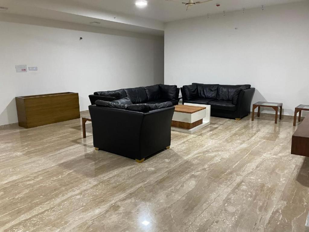 Royal Nest Premium Hotel Mundhwa Ngoại thất bức ảnh