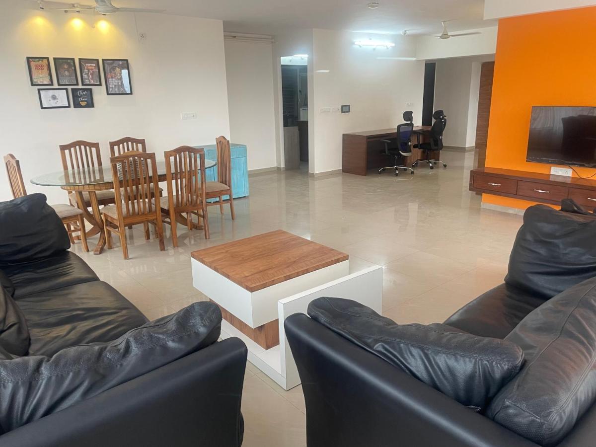 Royal Nest Premium Hotel Mundhwa Ngoại thất bức ảnh