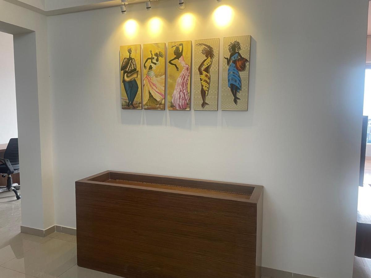 Royal Nest Premium Hotel Mundhwa Ngoại thất bức ảnh