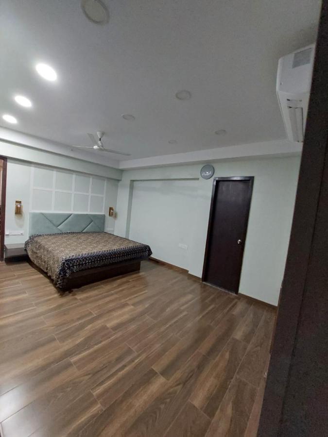 Royal Nest Premium Hotel Mundhwa Ngoại thất bức ảnh