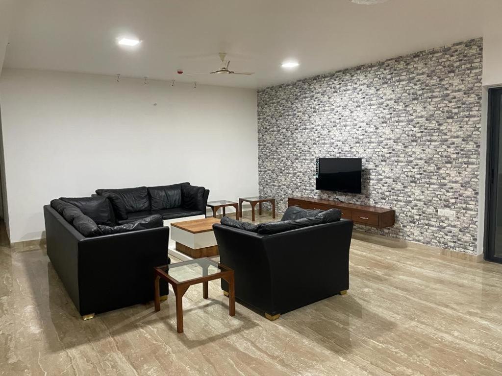 Royal Nest Premium Hotel Mundhwa Ngoại thất bức ảnh